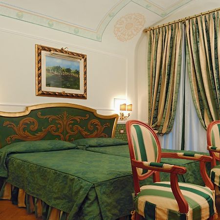 Hotel Giulio Cesare Rome Room photo