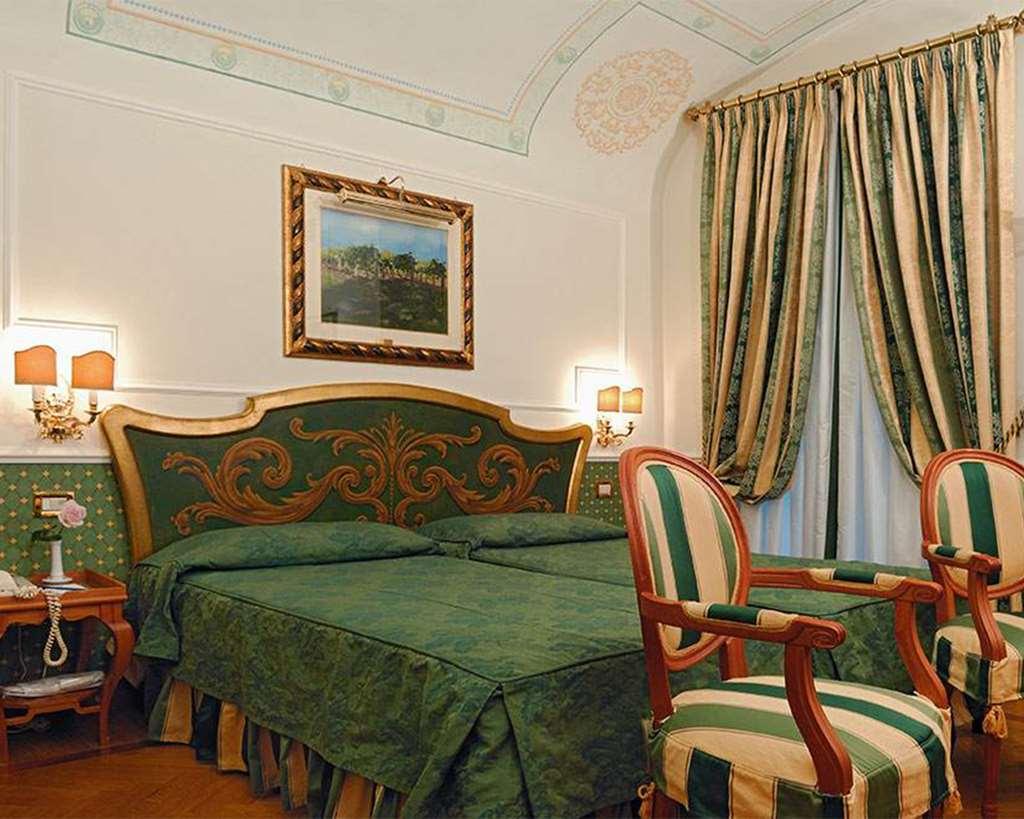 Hotel Giulio Cesare Rome Room photo